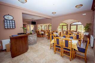 Отель Hotel Pharos Бар Двухуровневый номер-5